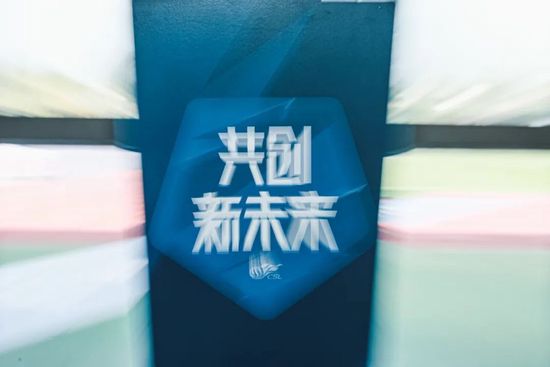 据米兰跟队记者隆戈报道称，米兰接触了吉拉西的经纪人，即将开始正式的谈判。